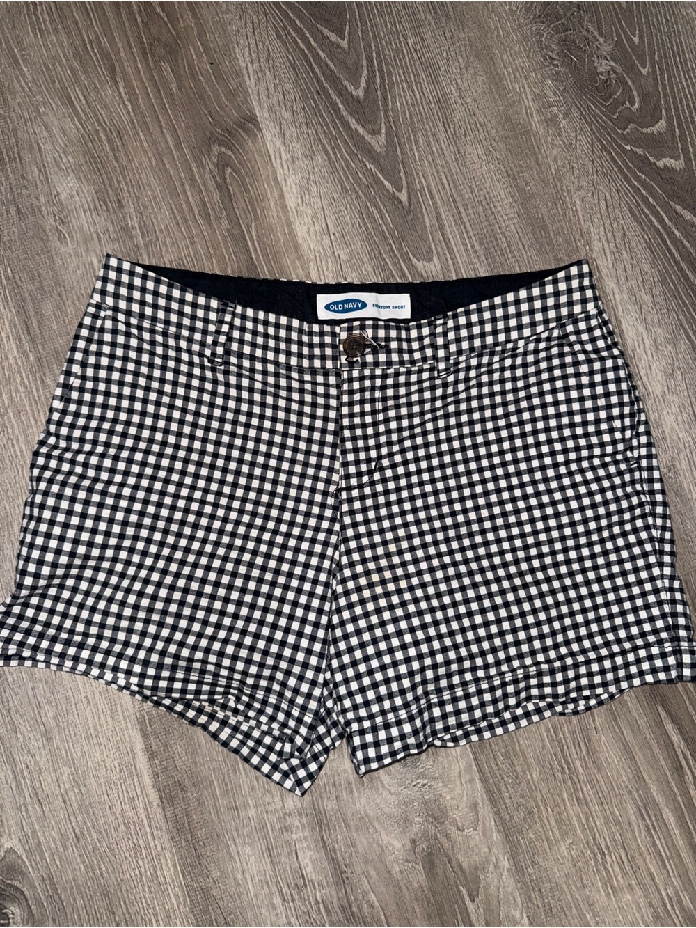 Old Navy Black & White Gingham High-Waist Women’s Shorts